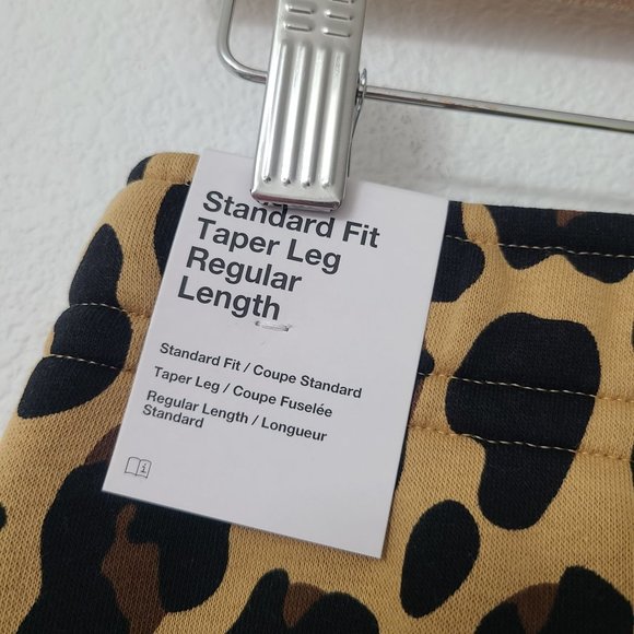 Nike Sportswear Leopard Tapered Club Fleece Sweatpants FB9046-722 Size L - Picture 3 of 5